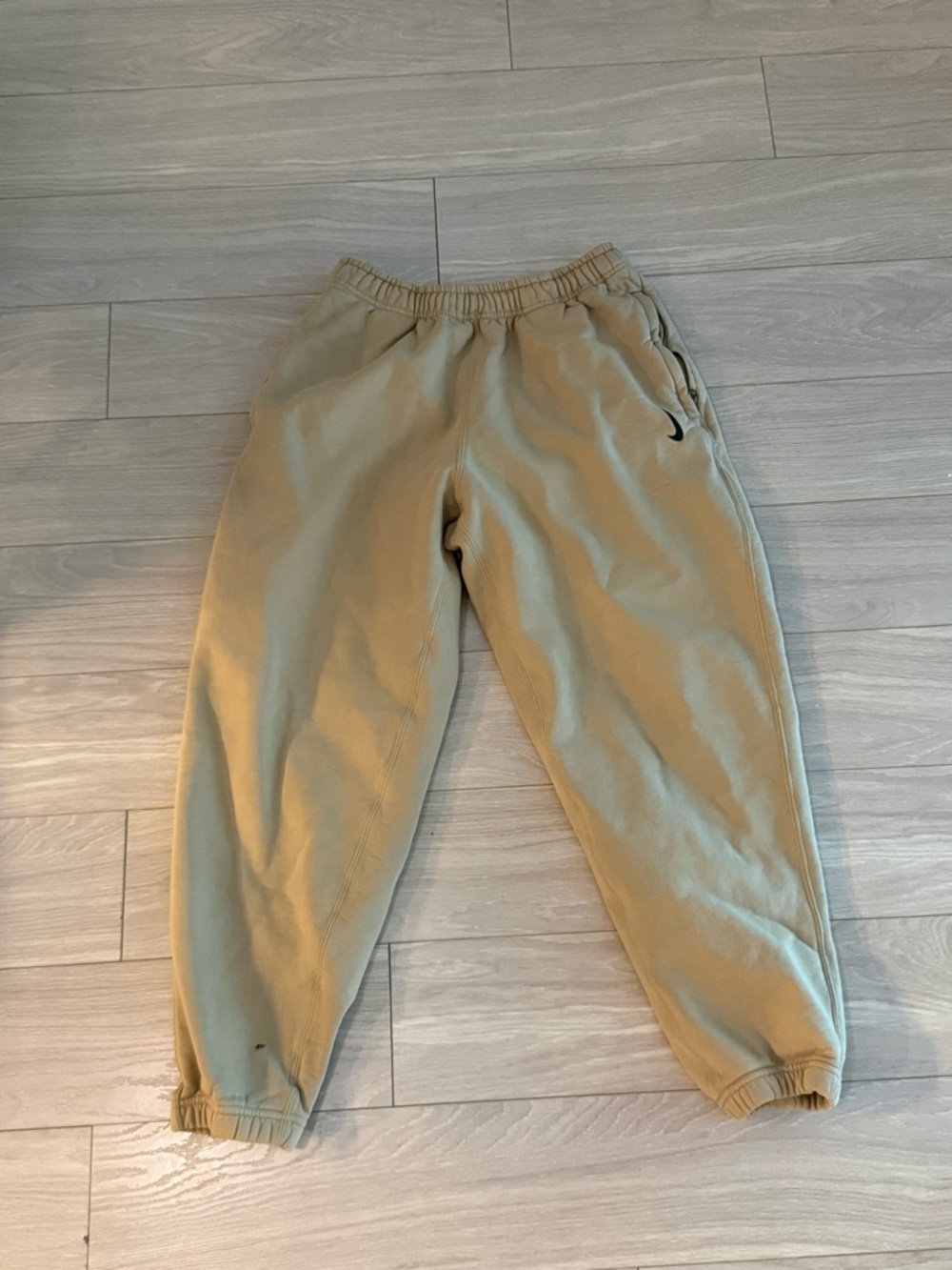 Billie Eilish x Nike Sweats - M